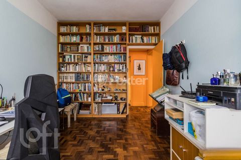 Image 11 - 866752