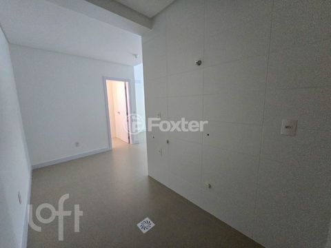 Image 5 - 866761