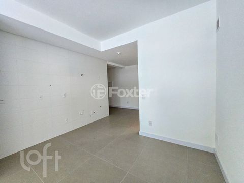 Image 4 - 866761