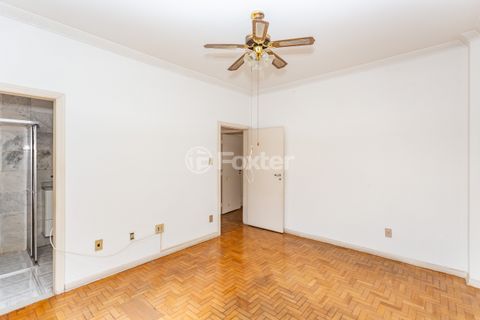 Image 11 - 866800