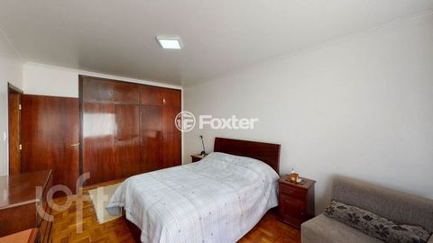 Image 10 - 866808