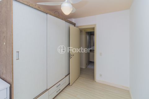 Image 11 - 866809