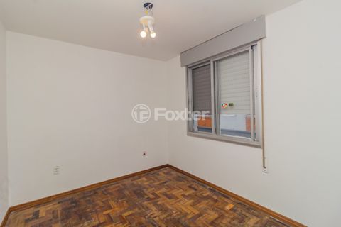 Image 11 - 866812