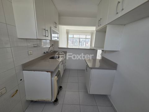 Image 8 - 866824