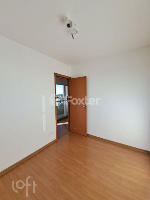 Image 11 - 866835