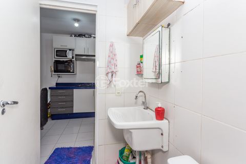 Image 19 - 866859