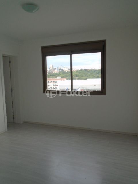 Image 6 - 866867