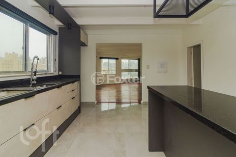 Image 8 - 866930