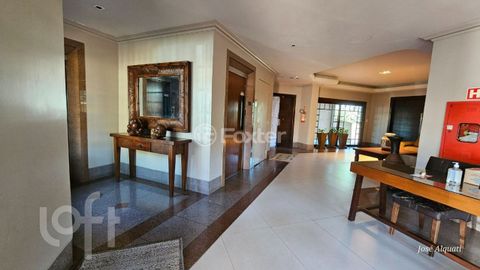 Image 13 - 866955