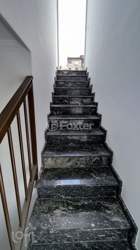Image 3 - 866970