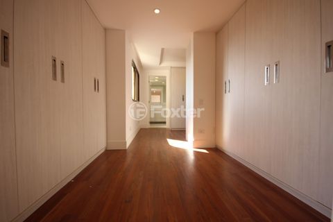 Image 9 - 867204