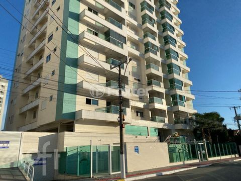 Image 6 - 867205