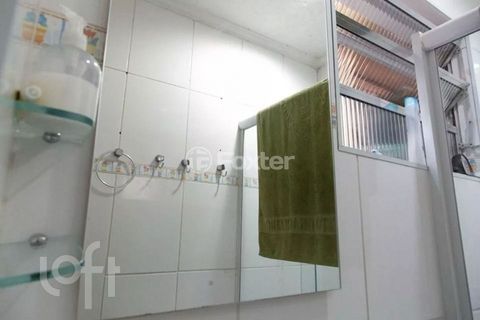 Image 19 - 867221