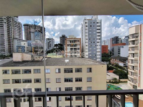 Image 8 - 867381