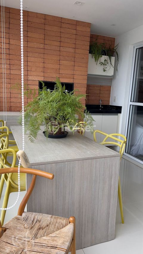 Image 6 - 867387