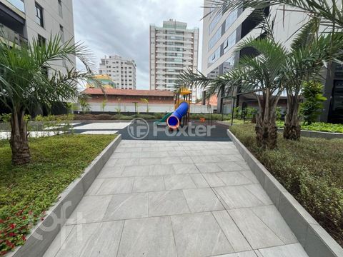 Image 9 - 867404