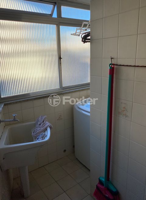 Image 8 - 867475