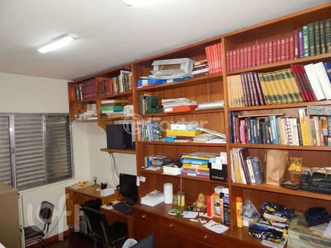 Image 10 - 867593