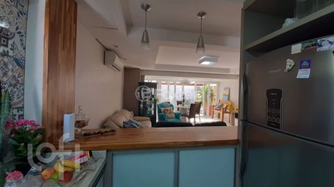Image 19 - 867597