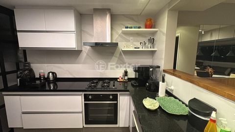 Image 10 - 867617