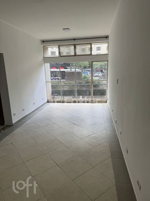 Image 6 - 867635