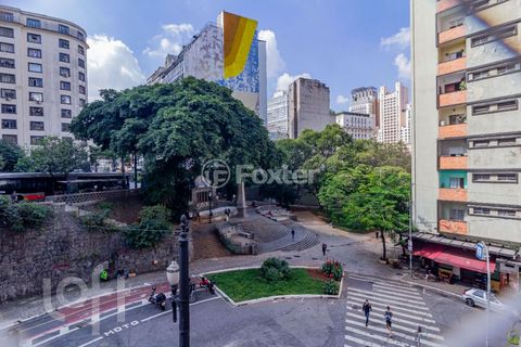 Image 8 - 867635