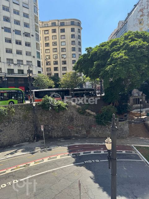 Image 5 - 867635