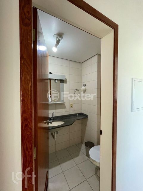 Image 8 - 867650