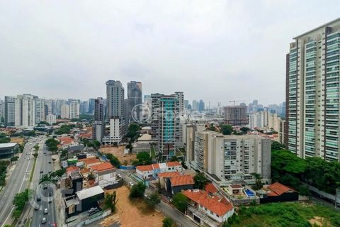 Image 6 - 867659