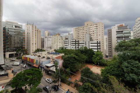 Image 11 - 867706
