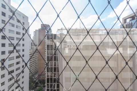 Image 16 - 867726