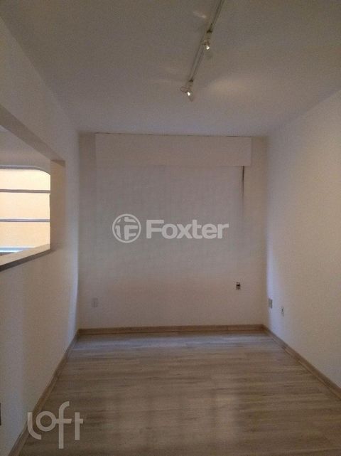 Image 8 - 867731