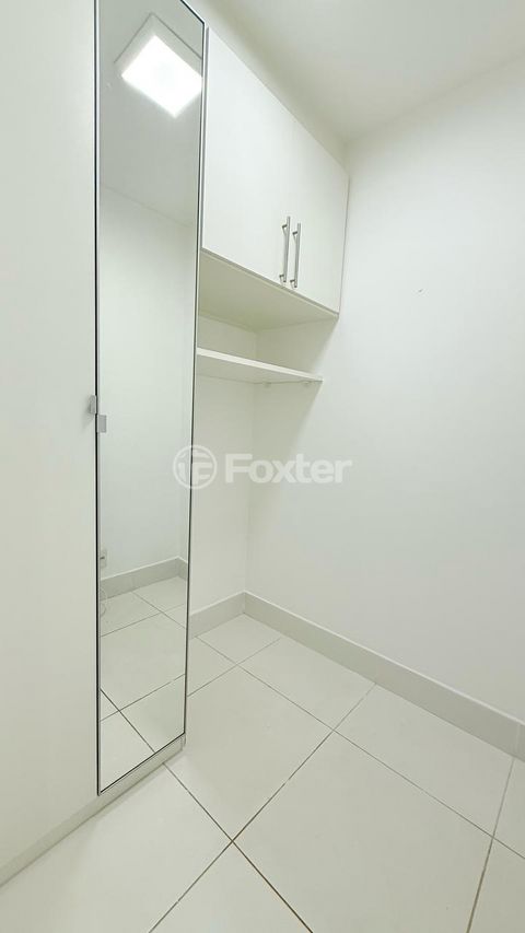 Image 9 - 867739