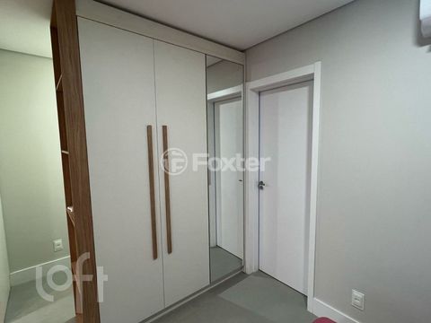 Image 10 - 867778
