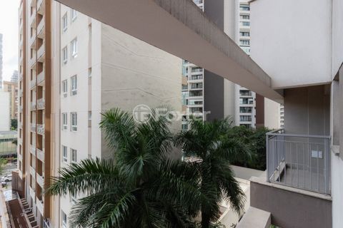 Image 7 - 867779