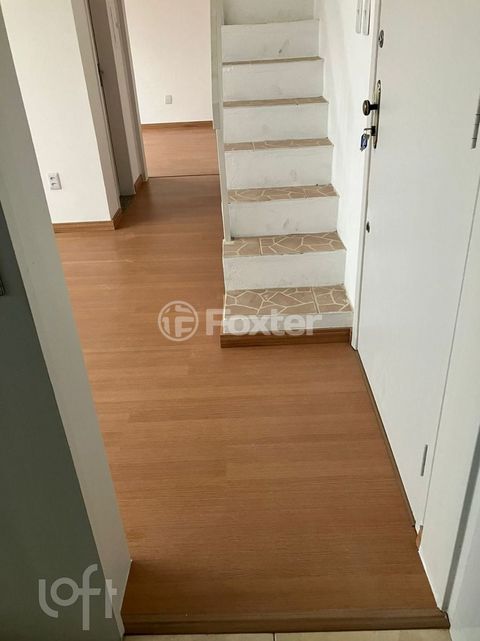 Image 1 - 867816