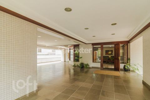 Image 2 - 867866