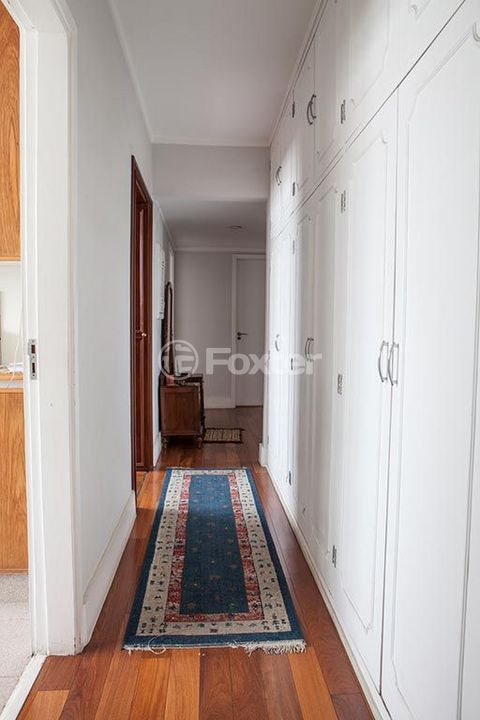 Image 3 - 867871