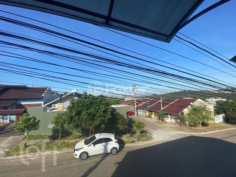 Image 10 - 867892