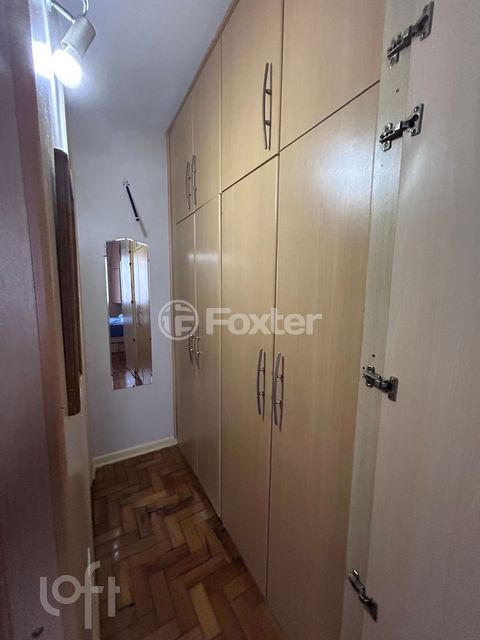 Image 7 - 867936