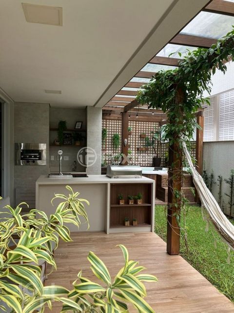Image 6 - 867937