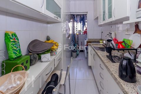 Image 10 - 867949