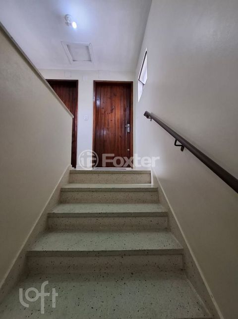 Image 3 - 867980