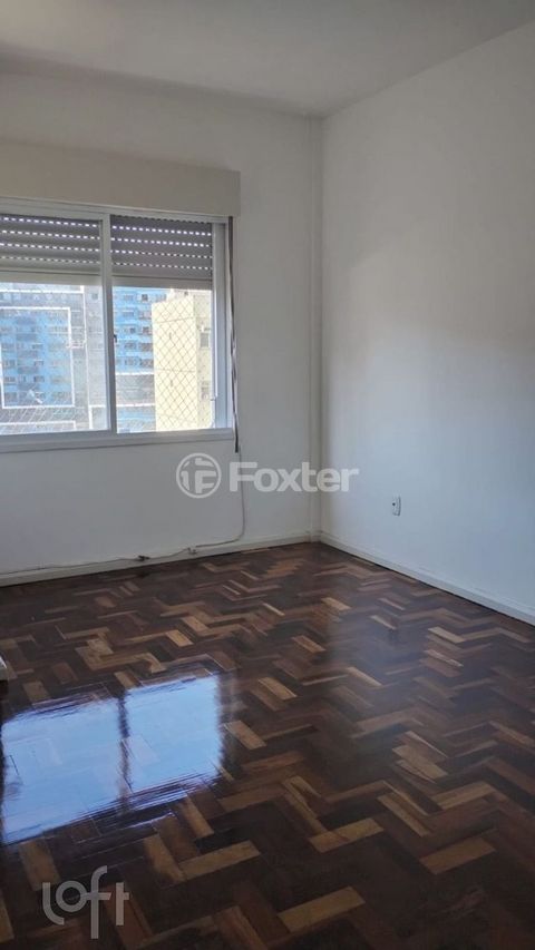 Image 7 - 867998