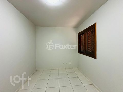 Image 11 - 868002