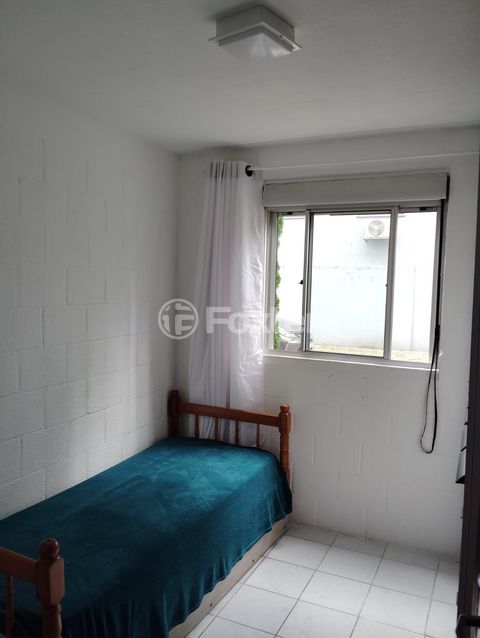 Image 3 - 868009