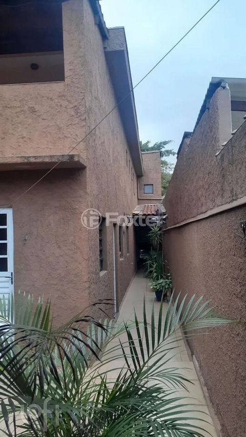 Image 8 - 868018