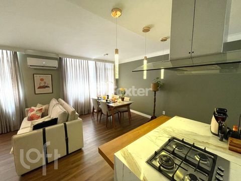 Image 6 - 868027