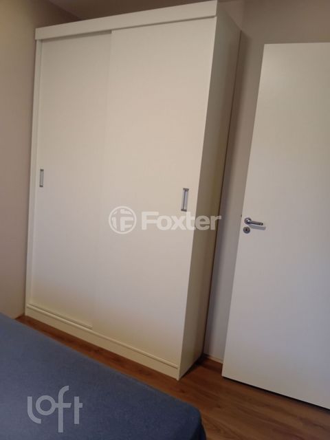 Image 6 - 868029