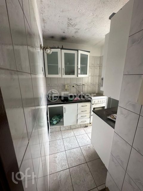 Image 2 - 868031